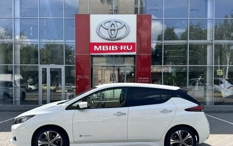 Nissan Leaf II, 2020 год, 2 550 000 рублей, 8 фотография