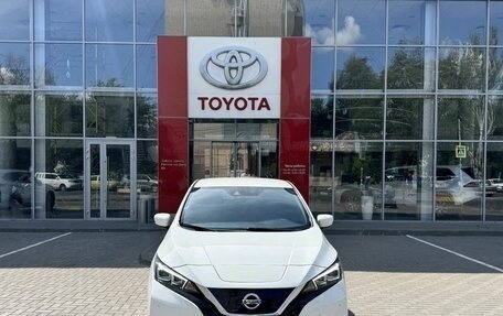 Nissan Leaf II, 2020 год, 2 550 000 рублей, 2 фотография