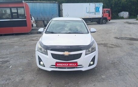 Chevrolet Cruze II, 2013 год, 700 000 рублей, 1 фотография