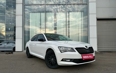 Skoda Superb III рестайлинг, 2018 год, 1 750 000 рублей, 1 фотография