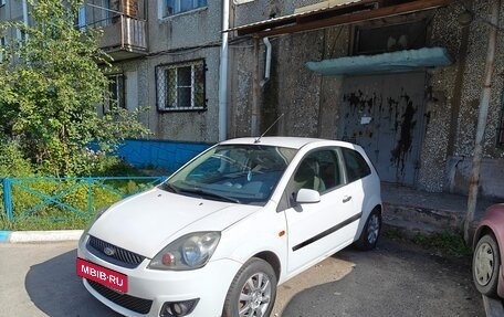 Ford Fiesta, 2007 год, 330 000 рублей, 2 фотография