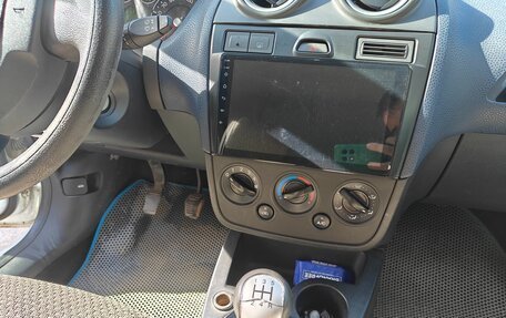 Ford Fiesta, 2007 год, 330 000 рублей, 11 фотография