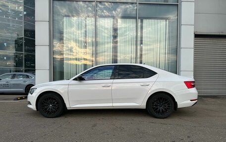 Skoda Superb III рестайлинг, 2018 год, 1 750 000 рублей, 4 фотография