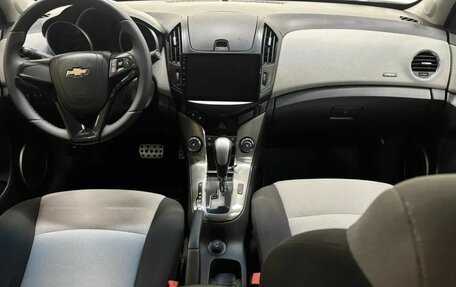 Chevrolet Cruze II, 2014 год, 677 000 рублей, 7 фотография