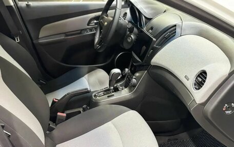 Chevrolet Cruze II, 2014 год, 677 000 рублей, 8 фотография