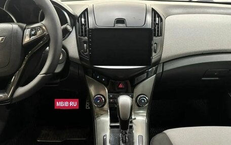 Chevrolet Cruze II, 2014 год, 677 000 рублей, 9 фотография