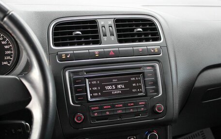 Volkswagen Polo VI (EU Market), 2015 год, 780 000 рублей, 12 фотография