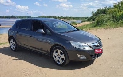 Opel Astra J, 2011 год, 640 000 рублей, 1 фотография
