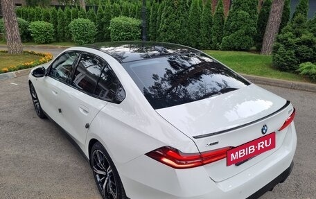 BMW 5 серия, 2024 год, 8 500 000 рублей, 6 фотография