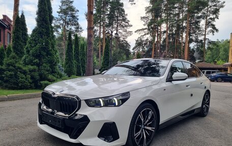 BMW 5 серия, 2024 год, 8 500 000 рублей, 14 фотография