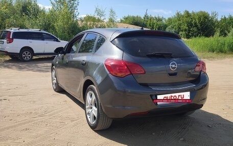 Opel Astra J, 2011 год, 640 000 рублей, 5 фотография