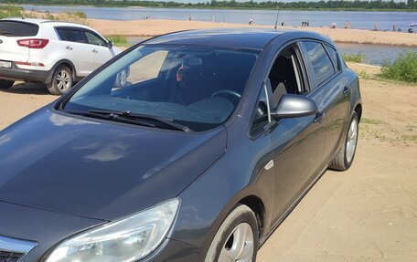 Opel Astra J, 2011 год, 640 000 рублей, 10 фотография