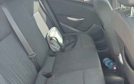 Opel Astra J, 2011 год, 640 000 рублей, 21 фотография