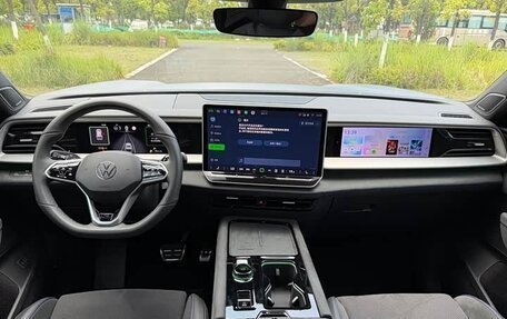 Volkswagen Teramont, 2026 год, 5 300 000 рублей, 14 фотография