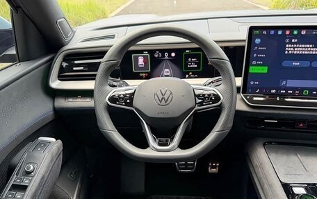 Volkswagen Teramont, 2026 год, 5 300 000 рублей, 15 фотография