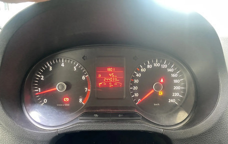 Volkswagen Polo VI (EU Market), 2011 год, 460 000 рублей, 18 фотография