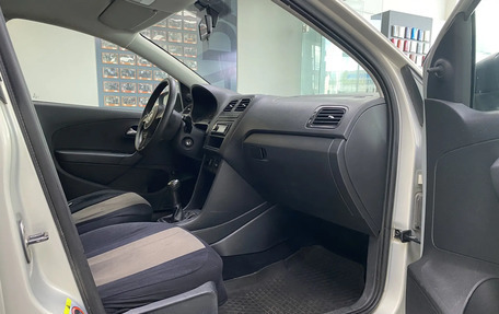 Volkswagen Polo VI (EU Market), 2011 год, 460 000 рублей, 17 фотография