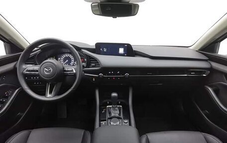 Mazda 3, 2023 год, 1 526 000 рублей, 13 фотография