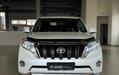 Toyota Land Cruiser Prado 150 рестайлинг 2, 2015 год, 3 370 000 рублей, 2 фотография