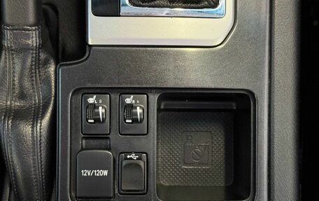 Toyota Land Cruiser Prado 150 рестайлинг 2, 2015 год, 3 370 000 рублей, 24 фотография