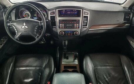 Mitsubishi Pajero IV, 2008 год, 1 399 000 рублей, 9 фотография