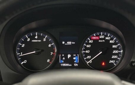 Mitsubishi Outlander III рестайлинг 3, 2018 год, 1 699 000 рублей, 14 фотография