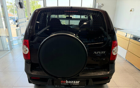 Chevrolet Niva I рестайлинг, 2010 год, 560 000 рублей, 6 фотография