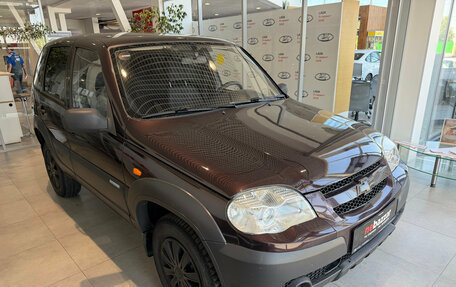 Chevrolet Niva I рестайлинг, 2010 год, 560 000 рублей, 2 фотография