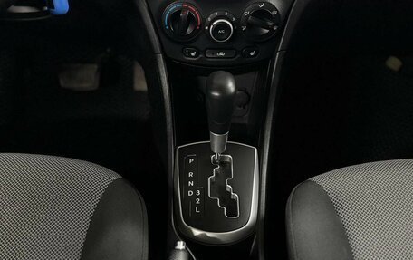 Hyundai Solaris II рестайлинг, 2012 год, 699 000 рублей, 16 фотография