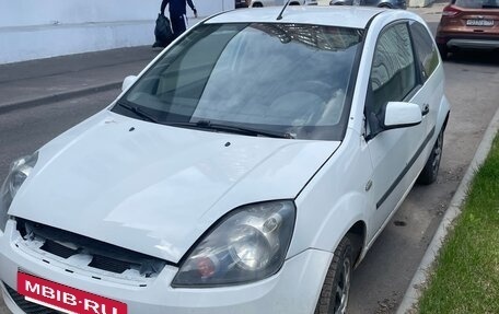 Ford Fiesta, 2008 год, 290 000 рублей, 2 фотография