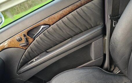 Mercedes-Benz E-Класс, 2002 год, 890 000 рублей, 5 фотография