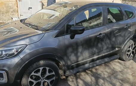 Renault Kaptur I рестайлинг, 2017 год, 1 400 000 рублей, 3 фотография