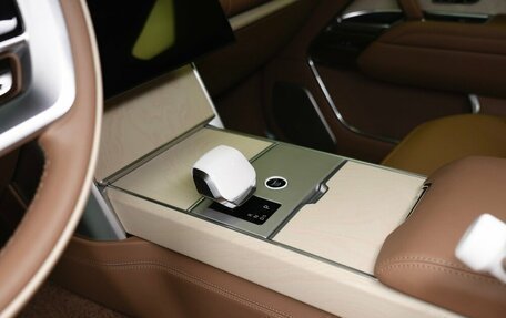 Land Rover Range Rover IV рестайлинг, 2024 год, 26 000 000 рублей, 10 фотография
