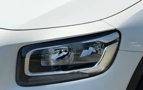 Mercedes-Benz GLB, 2021 год, 1 870 100 рублей, 3 фотография
