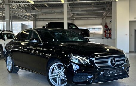 Mercedes-Benz E-Класс, 2019 год, 2 700 000 рублей, 5 фотография