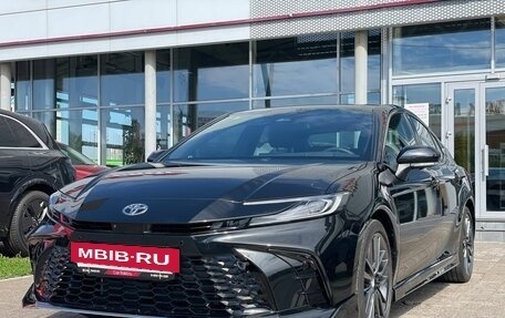 Toyota Camry, 2026 год, 4 100 000 рублей, 2 фотография