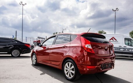 Hyundai Solaris II рестайлинг, 2013 год, 889 000 рублей, 10 фотография