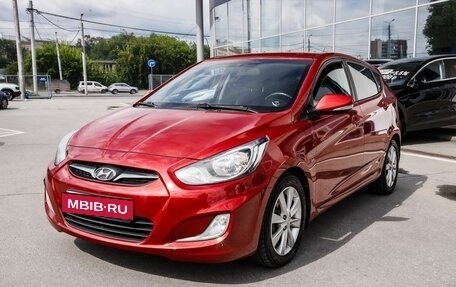 Hyundai Solaris II рестайлинг, 2013 год, 889 000 рублей, 3 фотография