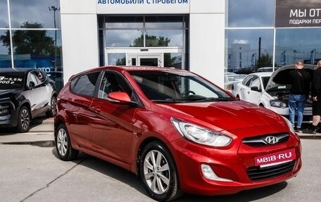 Hyundai Solaris II рестайлинг, 2013 год, 889 000 рублей, 6 фотография
