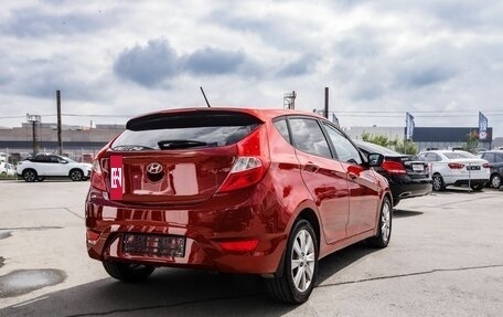 Hyundai Solaris II рестайлинг, 2013 год, 889 000 рублей, 8 фотография