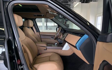 Land Rover Range Rover IV рестайлинг, 2025 год, 29 990 000 рублей, 37 фотография