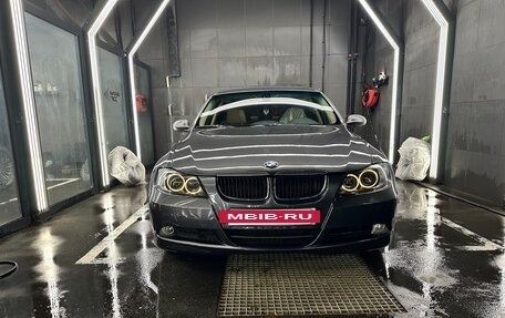 BMW 3 серия, 2007 год, 1 030 000 рублей, 2 фотография