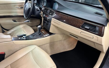 BMW 3 серия, 2007 год, 1 030 000 рублей, 15 фотография