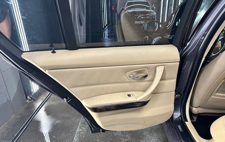 BMW 3 серия, 2007 год, 1 030 000 рублей, 12 фотография