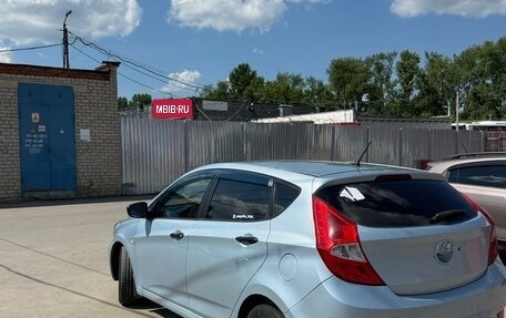 Hyundai Solaris II рестайлинг, 2012 год, 600 000 рублей, 5 фотография