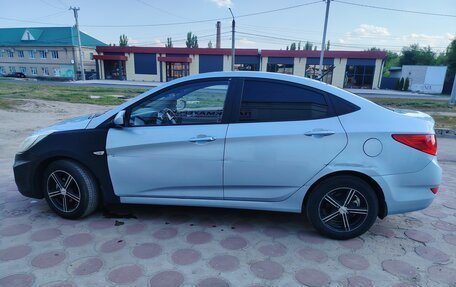 Hyundai Solaris II рестайлинг, 2013 год, 520 000 рублей, 7 фотография
