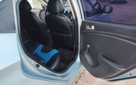 Hyundai Solaris II рестайлинг, 2013 год, 520 000 рублей, 13 фотография