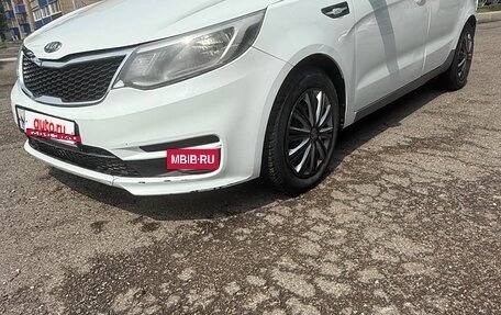 KIA Rio III рестайлинг, 2017 год, 650 000 рублей, 2 фотография