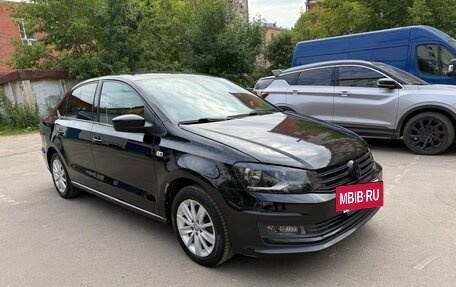 Volkswagen Polo VI (EU Market), 2016 год, 1 020 000 рублей, 3 фотография