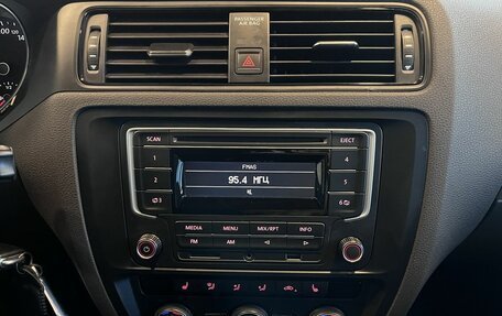 Volkswagen Jetta VI, 2015 год, 1 470 000 рублей, 13 фотография